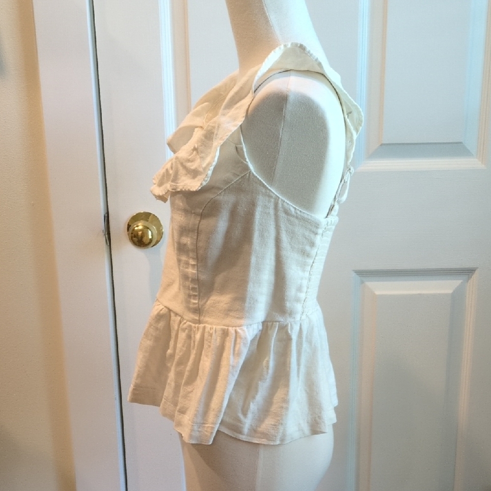 Elegant White Ruffle Top - Picture 2 of 3
